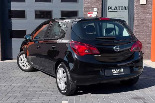 Opel Corsa (2016) thumbnail 2