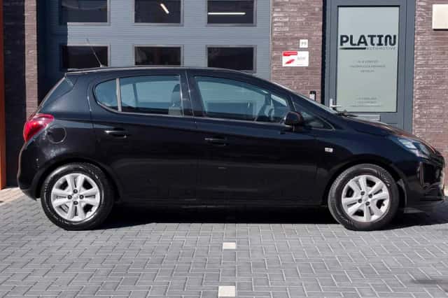 Opel Corsa (2016) thumbnail 3