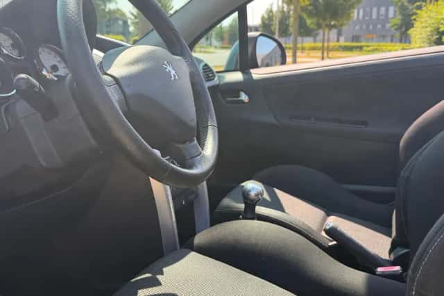 Peugeot 207 (2009) thumbnail 3