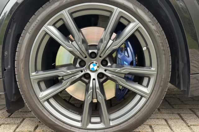 BMW X5 (2019) thumbnail 2
