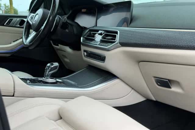 BMW X5 (2019) thumbnail 6