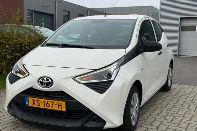 Toyota Aygo (2019) thumbnail 1