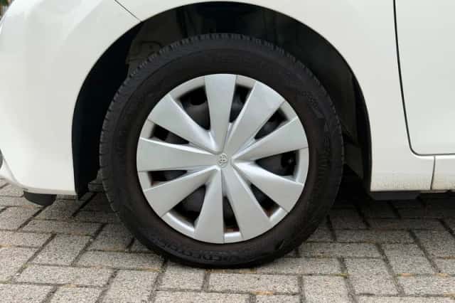 Toyota Aygo (2019) thumbnail 2
