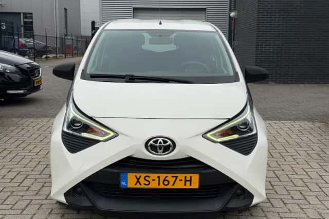 Toyota Aygo (2019) thumbnail 4