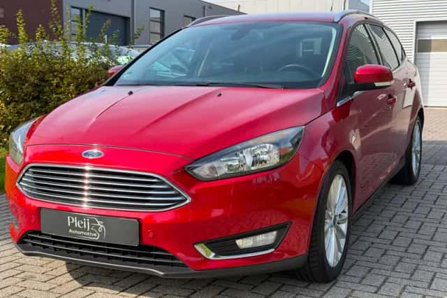 Ford Focus (2017) thumbnail 1