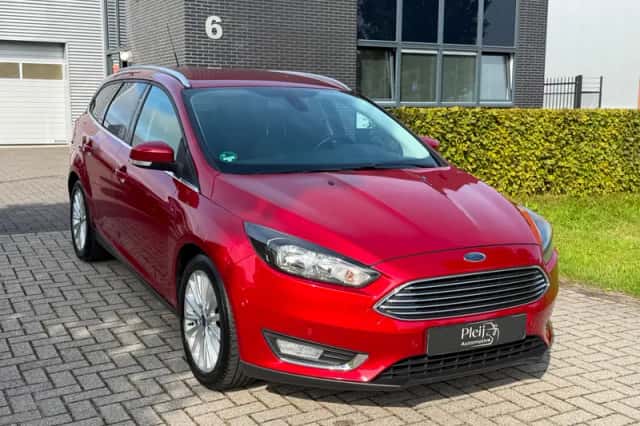 Ford Focus (2017) thumbnail 5