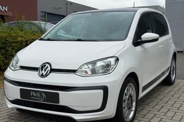 Volkswagen Up! (2018) thumbnail 1