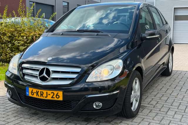 Mercedes-Benz B-Klasse (2009) thumbnail 1