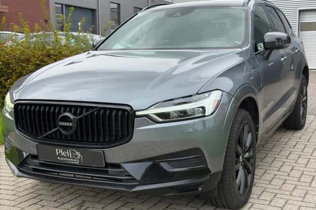 Volvo XC60 (2018) thumbnail 1