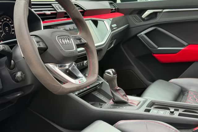 Audi Q3 Sportback (2023) thumbnail 3