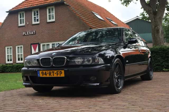 BMW M5 (1999) thumbnail 1