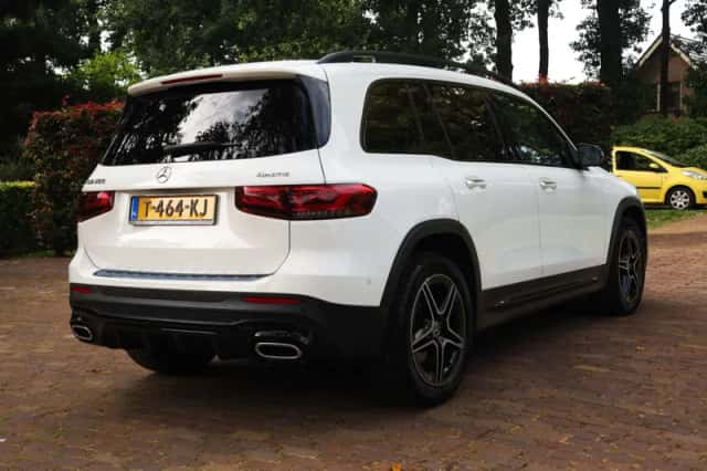 Mercedes-Benz GLB-Klasse (2021) thumbnail 3