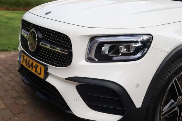 Mercedes-Benz GLB-Klasse (2021) thumbnail 4