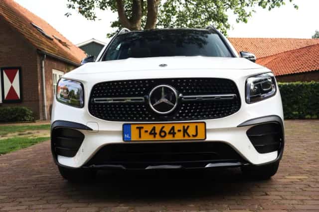 Mercedes-Benz GLB-Klasse (2021) thumbnail 6