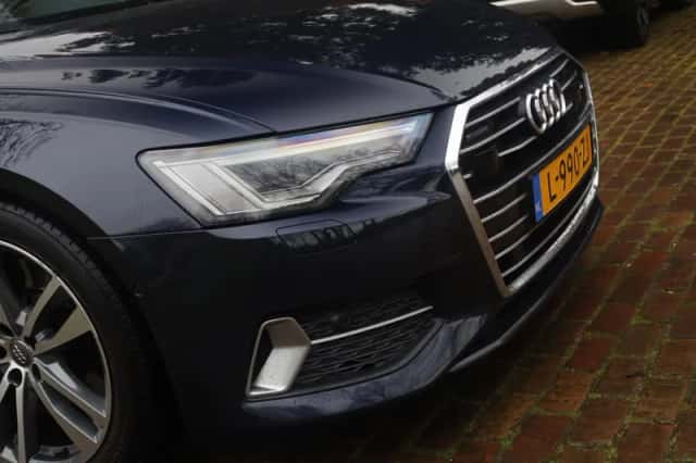 Audi A6 (2018) thumbnail 5