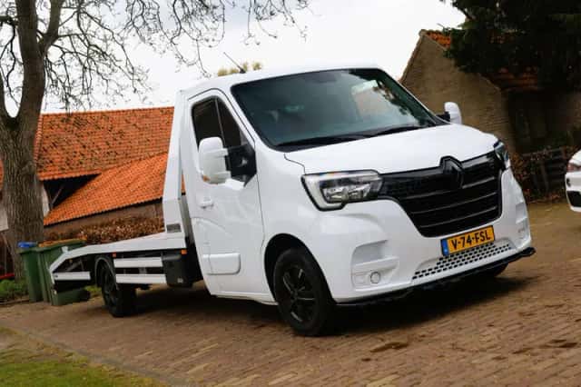 Renault Master (2024) thumbnail 3