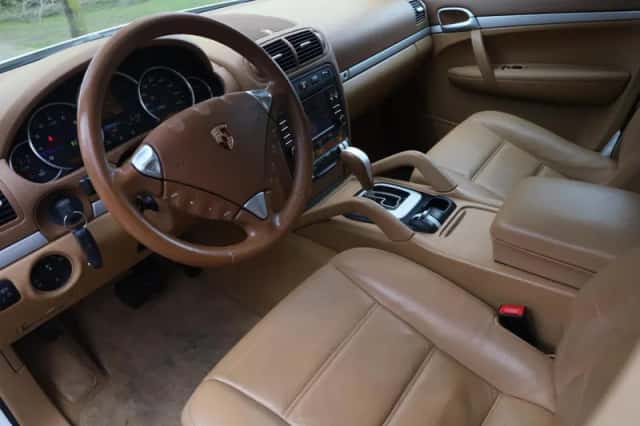 Porsche Cayenne (2007) thumbnail 2