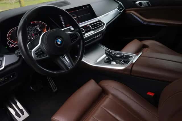 BMW X5 (2019) thumbnail 2