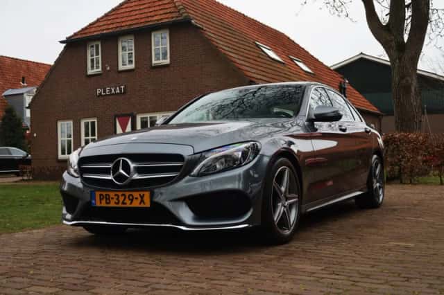 Mercedes-Benz C-Klasse (2017) thumbnail 1