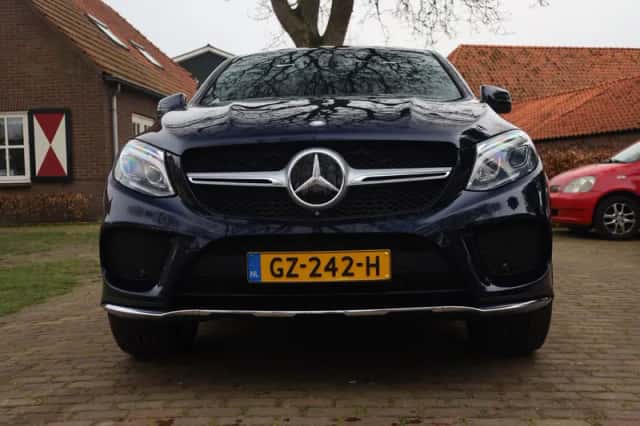 Mercedes-Benz GLE-Klasse (2015) thumbnail 6