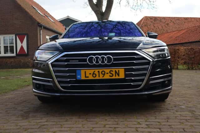 Audi A8 (2018) thumbnail 6