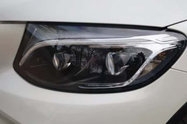 Mercedes-Benz GLC-Klasse (2015) thumbnail 5