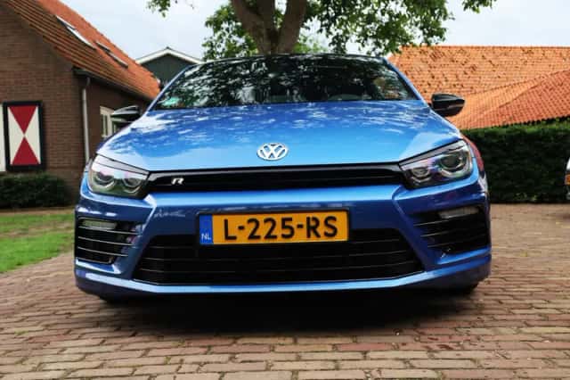 Volkswagen Scirocco (2016) thumbnail 6