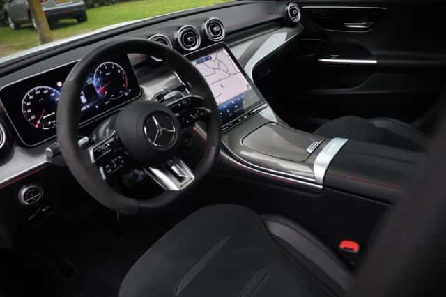 Mercedes-Benz C-Klasse (2023) thumbnail 2