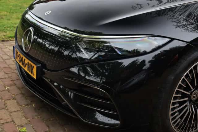 Mercedes-Benz EQS (2023) thumbnail 4