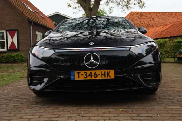 Mercedes-Benz EQS (2023) thumbnail 6