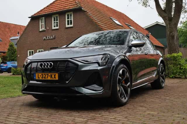 Audi e-tron Sportback (2021) thumbnail 1
