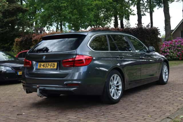 BMW 3-Serie (2018) thumbnail 3
