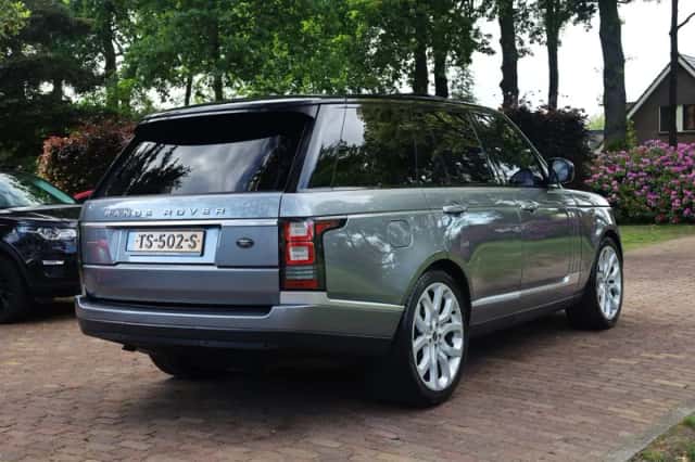 Land Rover Range Rover (2013) thumbnail 3