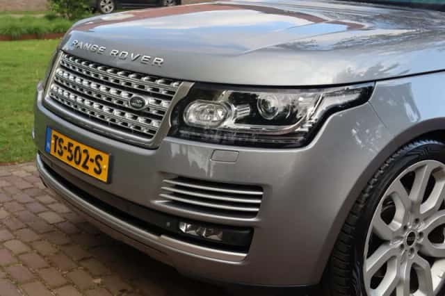 Land Rover Range Rover (2013) thumbnail 4