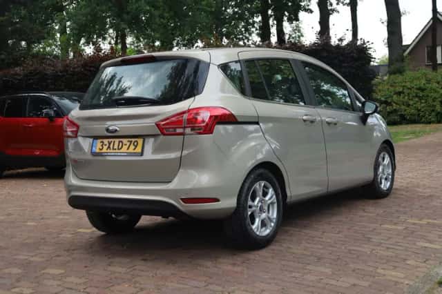 Ford B-Max (2014) thumbnail 3