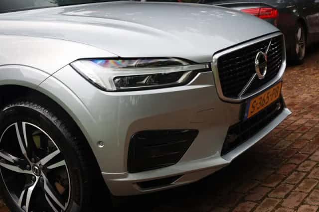 Volvo XC60 (2018) thumbnail 4