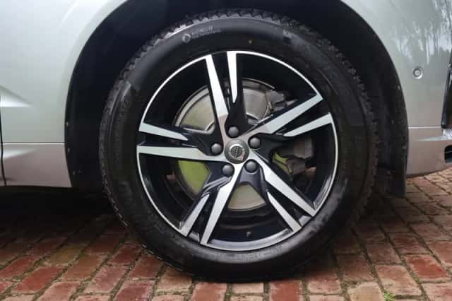 Volvo XC60 (2018) thumbnail 5