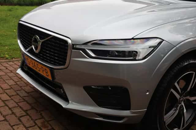 Volvo XC60 (2018) thumbnail 6