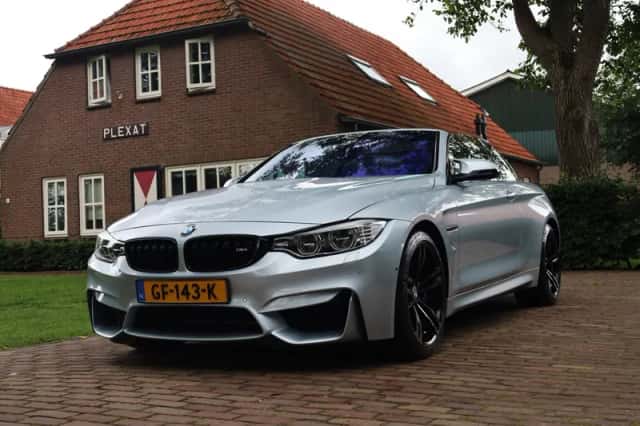 BMW M4 (2015) thumbnail 1