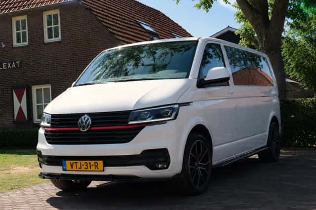 Volkswagen Transporter (2020) thumbnail 1