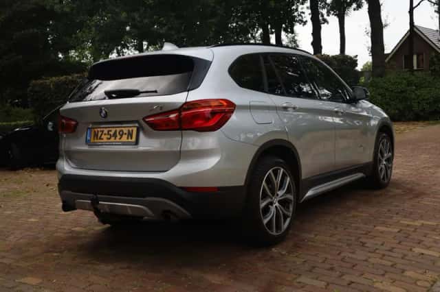 BMW X1 (2017) thumbnail 3