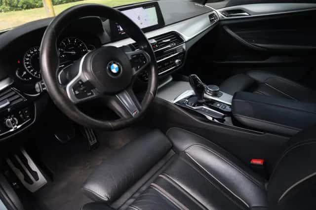 BMW 5-Serie (2017) thumbnail 2