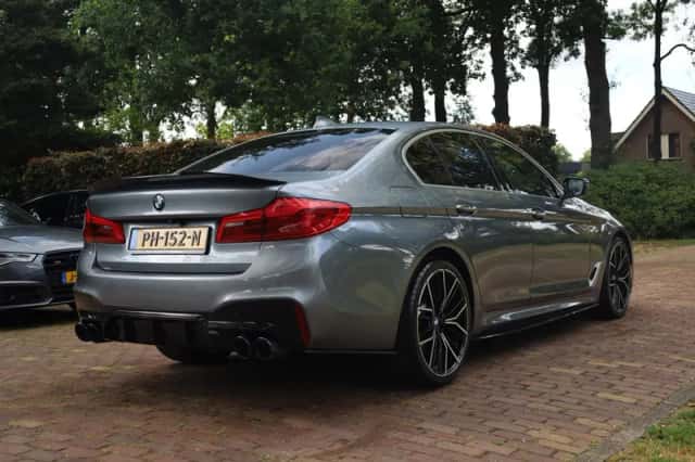 BMW 5-Serie (2017) thumbnail 3