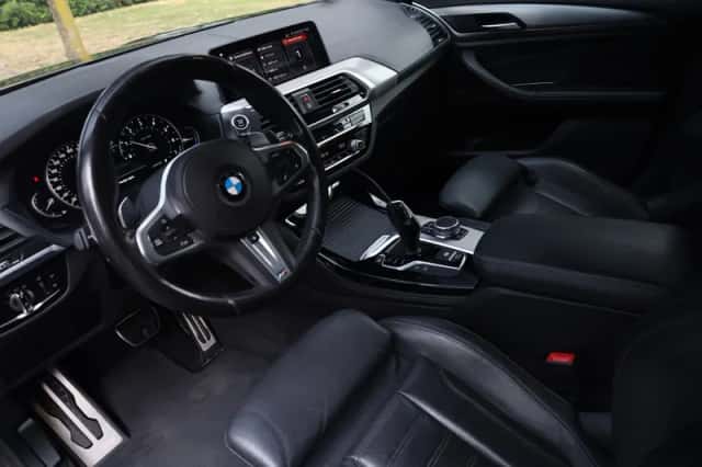 BMW X4 (2018) thumbnail 2