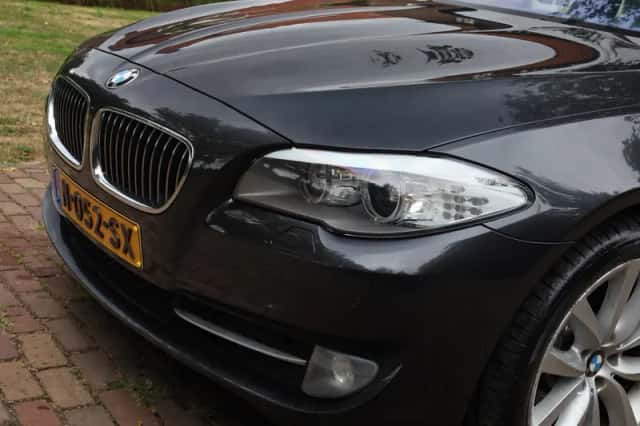 BMW 5-Serie (2011) thumbnail 4