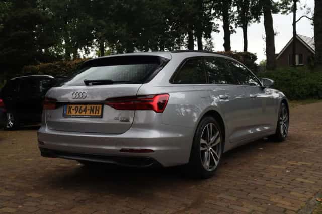 Audi A6 (2019) thumbnail 3