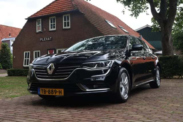 Renault Talisman (2018) thumbnail 1