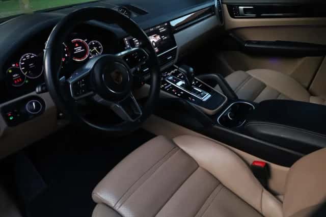 Porsche Cayenne Coupé (2021) thumbnail 2