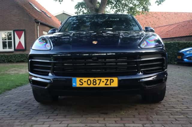 Porsche Cayenne Coupé (2021) thumbnail 6