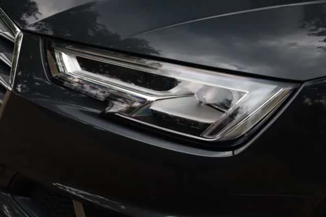 Audi A4 (2019) thumbnail 5